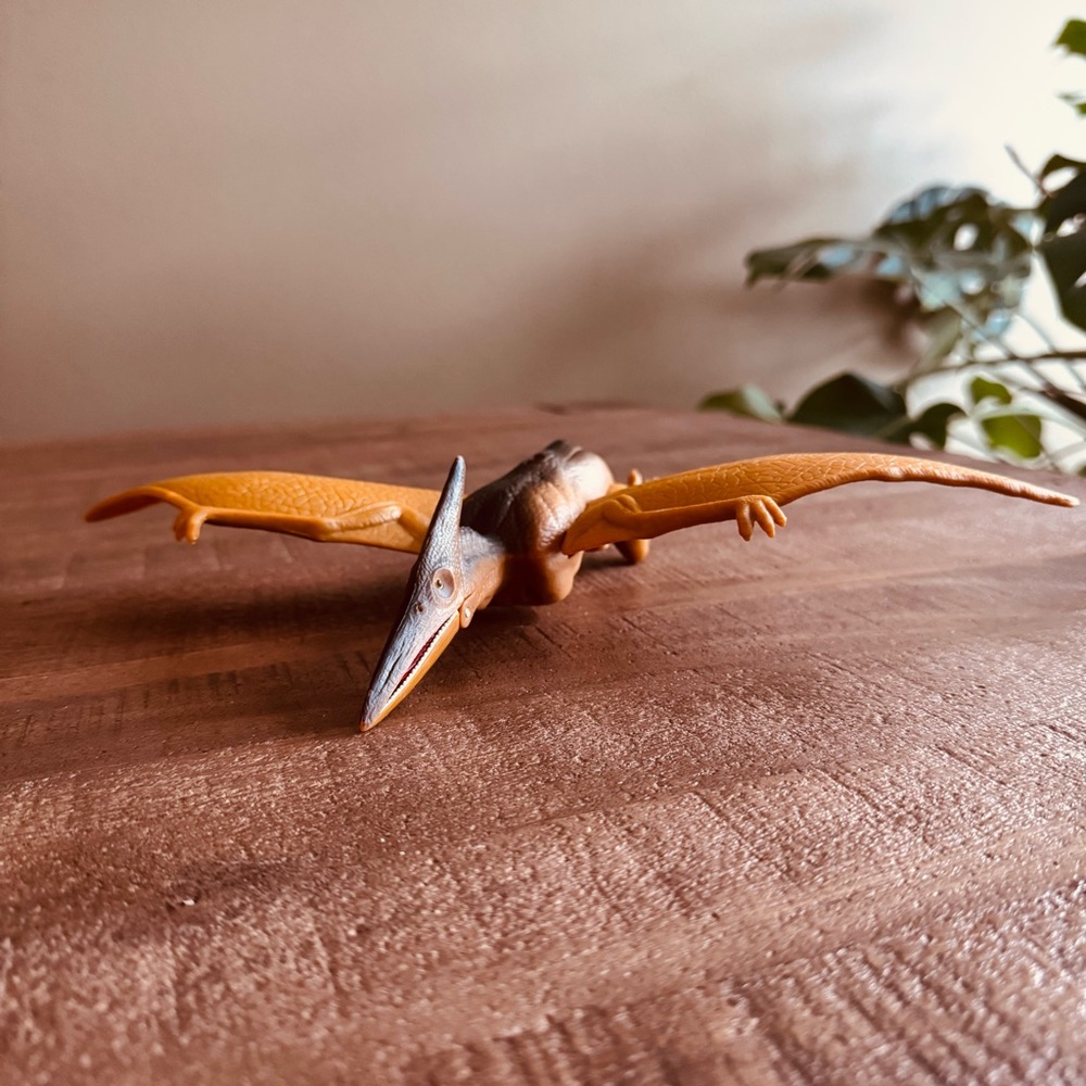 Hasbro Jurassic World Pteranodon action figure.